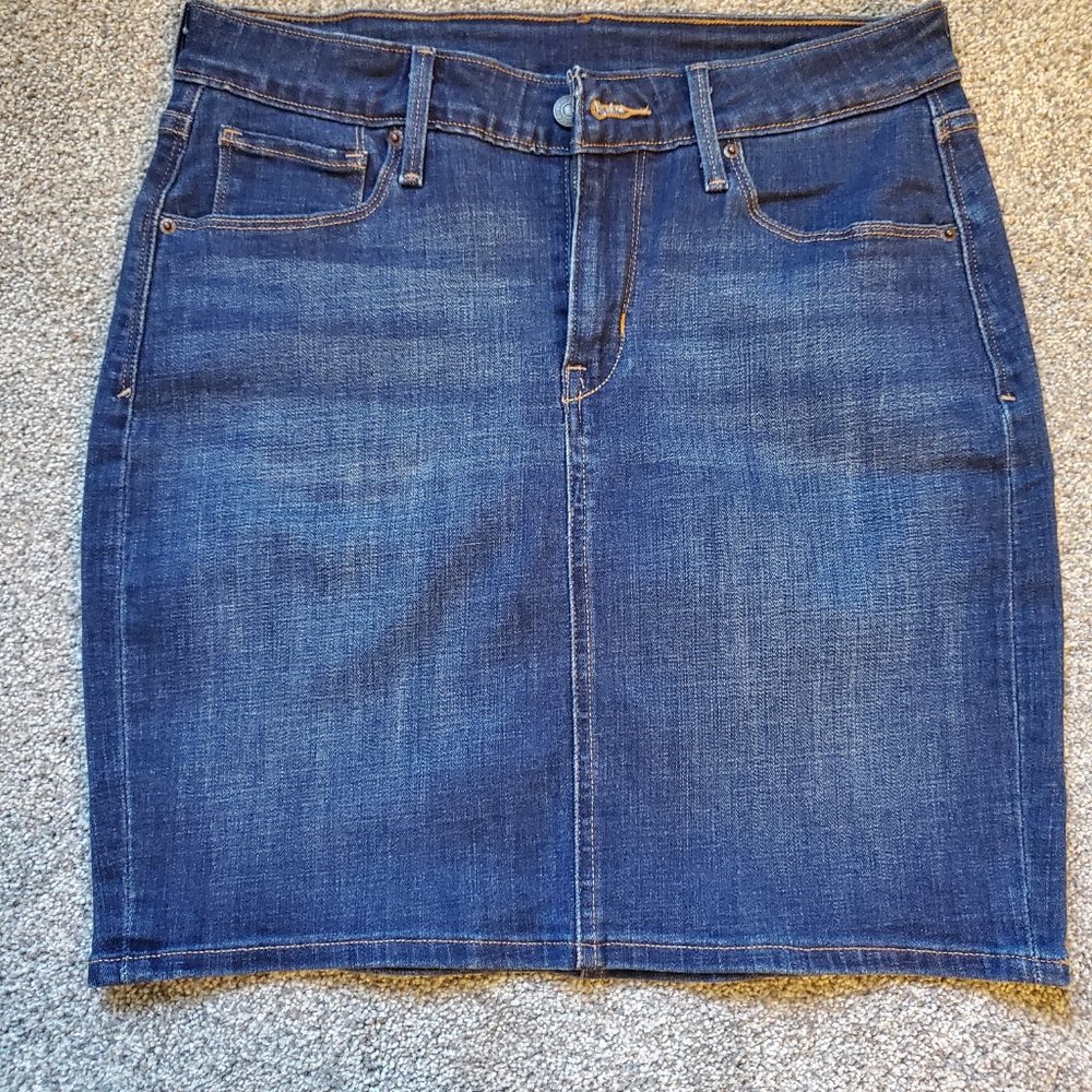 Levi's Women's The Perfect Skirt Stretch Demin Jean Skirt Size 27